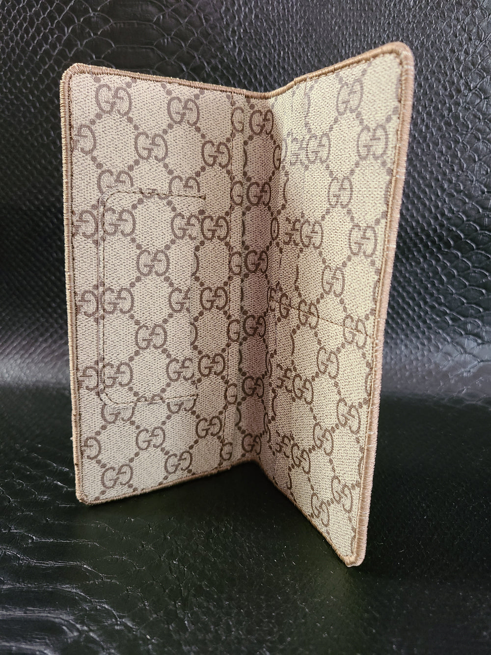 GG Bifold Wallet